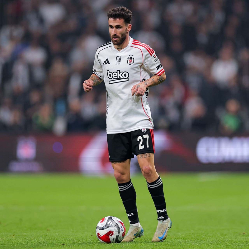 Beşiktaş’ta beklenen oldu! Rafa Silva’dan herkesi şaşırtan hareket! - Resim: 6