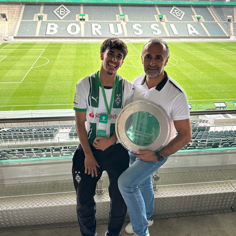 Fenerbahçe’den Galatasaray’a bomba transfer çalımı! Cimbom İstanbul’a getirdi, Kanarya imza attırıyor! - Resim: 8