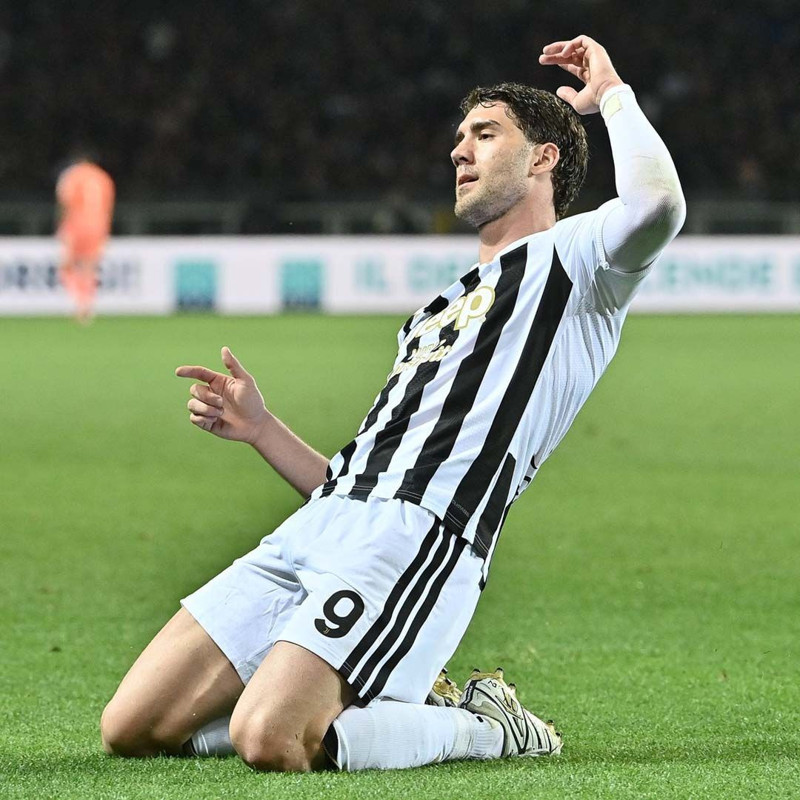 Beşiktaş’tan yılın transfer bombası! Serdal Adalı gemileri fena yıktı! Dünyaca ünlü golcüye 3 yıllık resmi teklif - Resim: 8