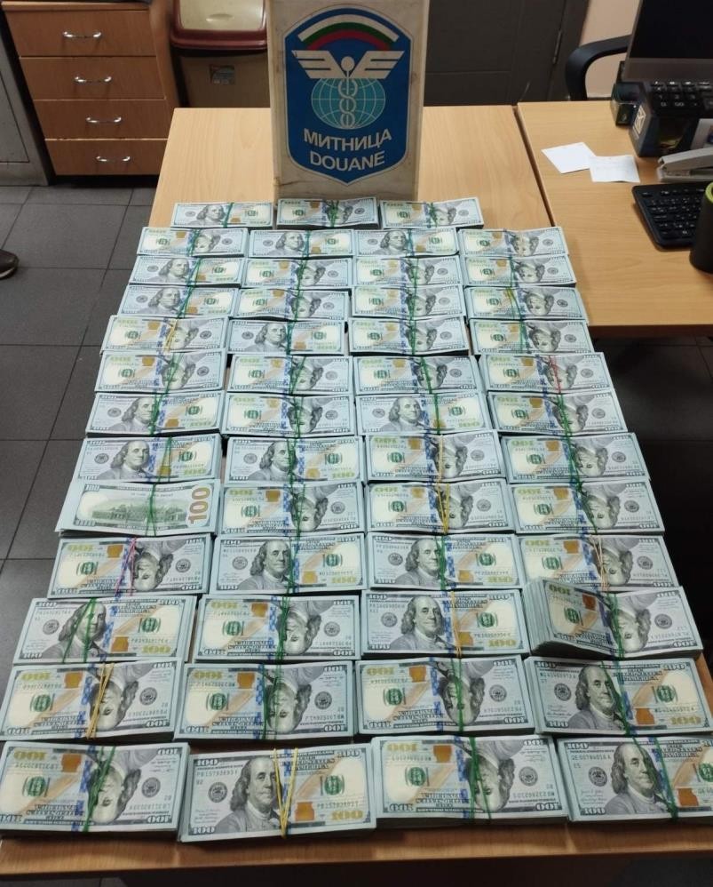 Sınırda buzdolaplı ve tanklı para tuzağı yakalandı - Resim : 1