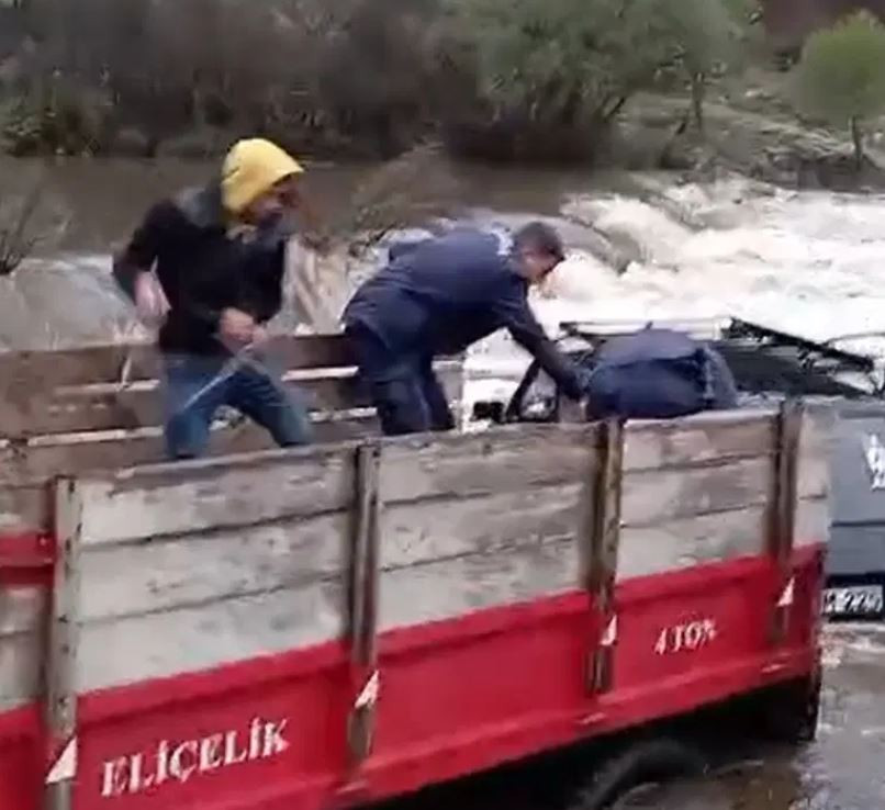 15 gün sonra aynı felaket! Türkiye'de sel alarmı! Ev, iş yeri ve seraları su bastı: 30 il risk altında - Resim : 2