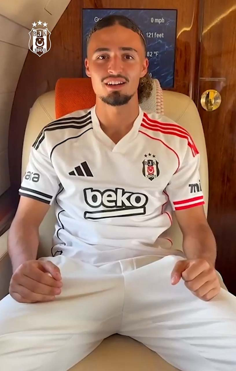 Beşiktaş yeni transferini resmen duyurdu! Yıldız futbolcu İstanbul'a geliyor - Resim : 1