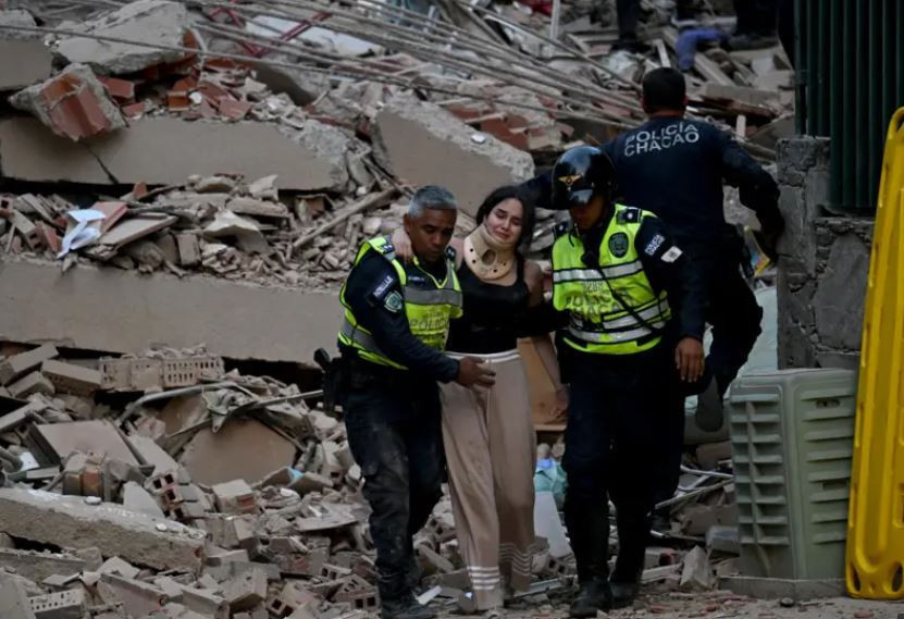 Dünyada peş peşe şiddetli depremler! Venezuela 7.5 ve 7.2, Japonya 6.9 ile sallandı! Tsunami uyarısı yapıldı! - Resim : 2