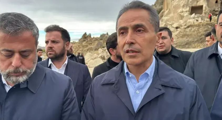 SON DAKİKA | Kapadokya'da peribacası çöktü: 3 kişi hayatını kaybetti - Resim : 1