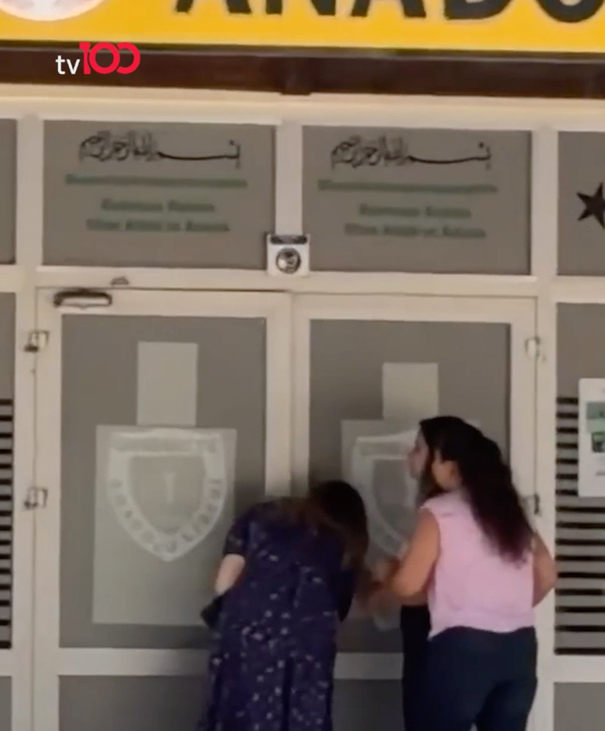 Sosyal medyanın konuştuğu görüntüler... YKS sınavında koşan öğrencinin üstüne kapıyı kapattı o görüntülere tepki yağdı - Resim : 3