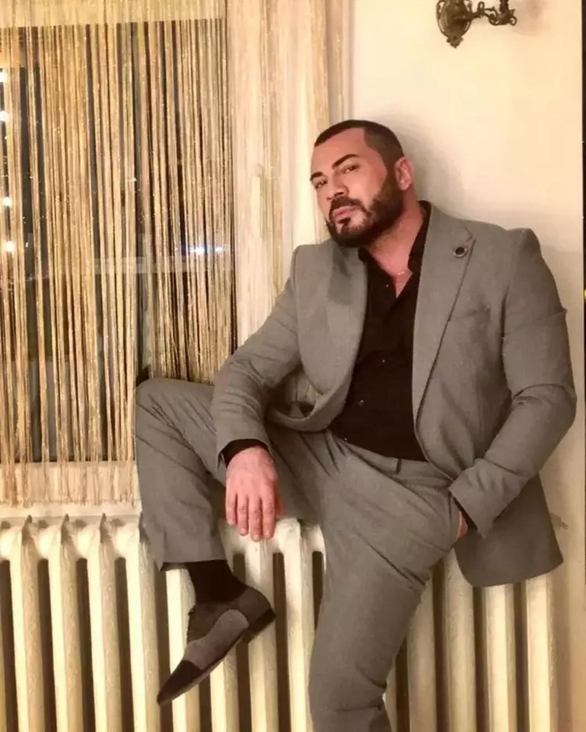 Rober Hatemo'dan garip &ccedil;ıkış: "2012 yılında &ouml;ld&uuml;ğ&uuml;m&uuml; d&uuml;ş&uuml;n&uuml;yorum" - Resim : 2