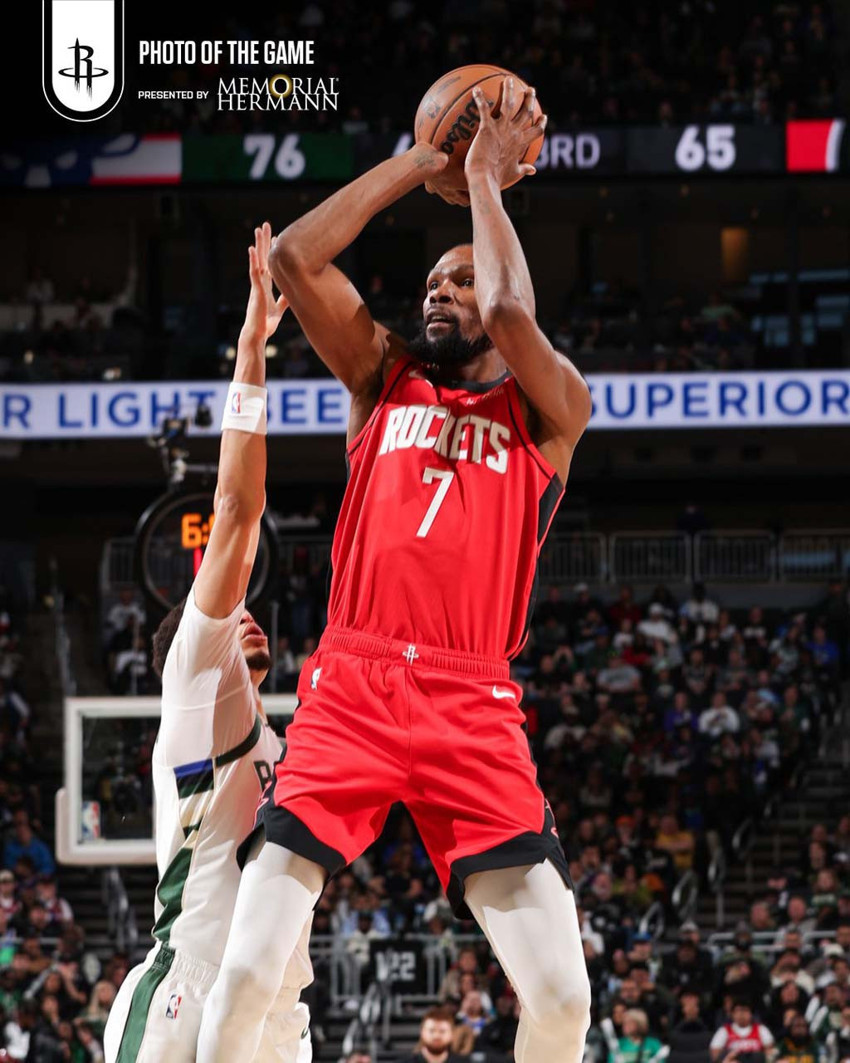 Alperen Şengün "double double" yaptı! Rockets, Bucks’ı deplasmanda yıktı - Resim : 1