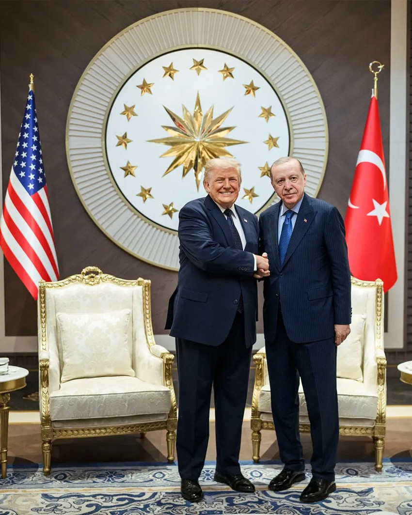 Yunan medyası Miçotakis'i yerden yere vurdu: 