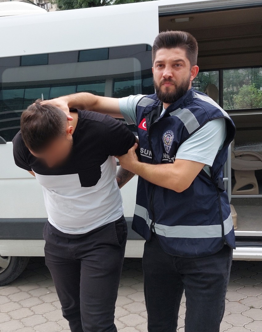Binlerce sentetik ecza ele geçirildi! - Resim : 1