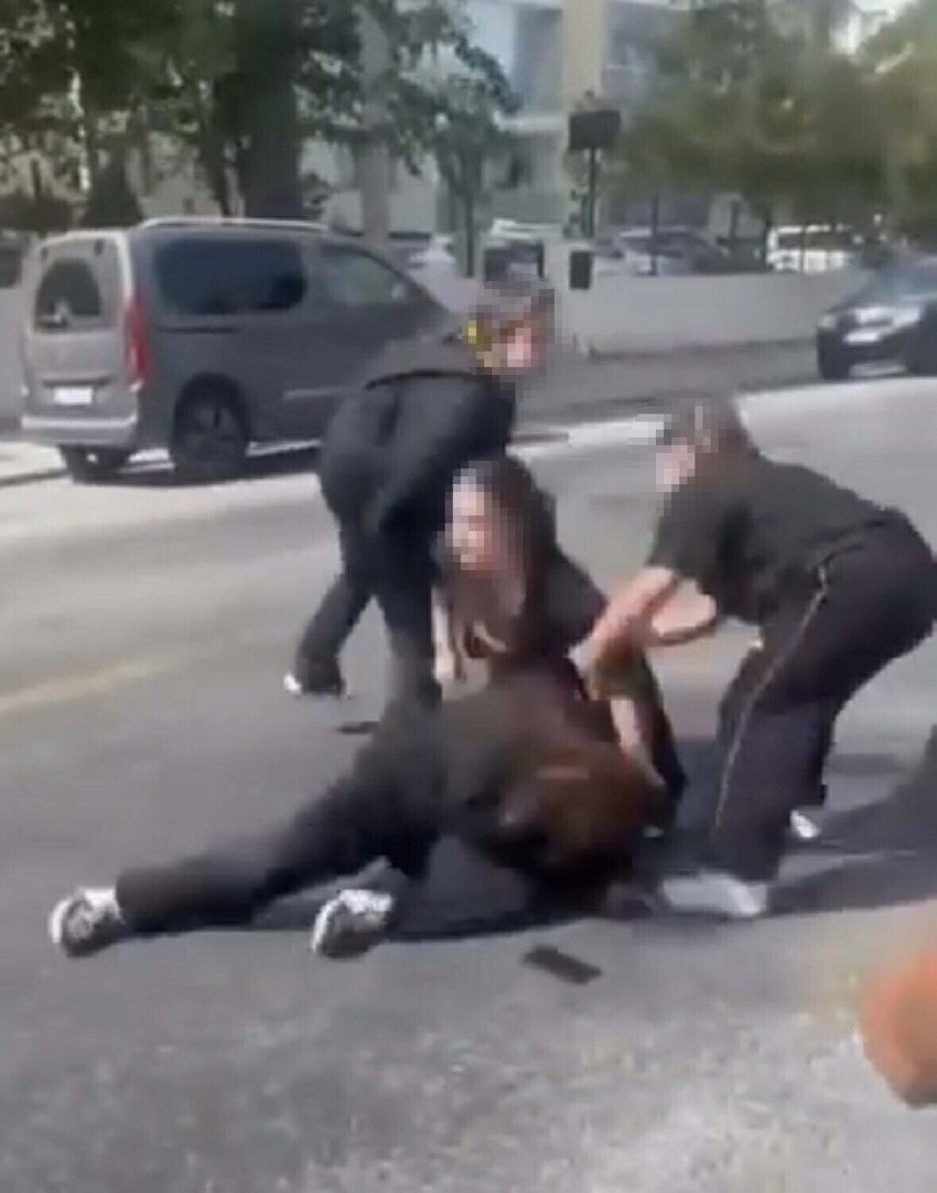 Bir akran zorbalığı vakası daha! Saçlarından tutup yerde sürükledi… O anlar anbean kaydedildi - Resim : 3