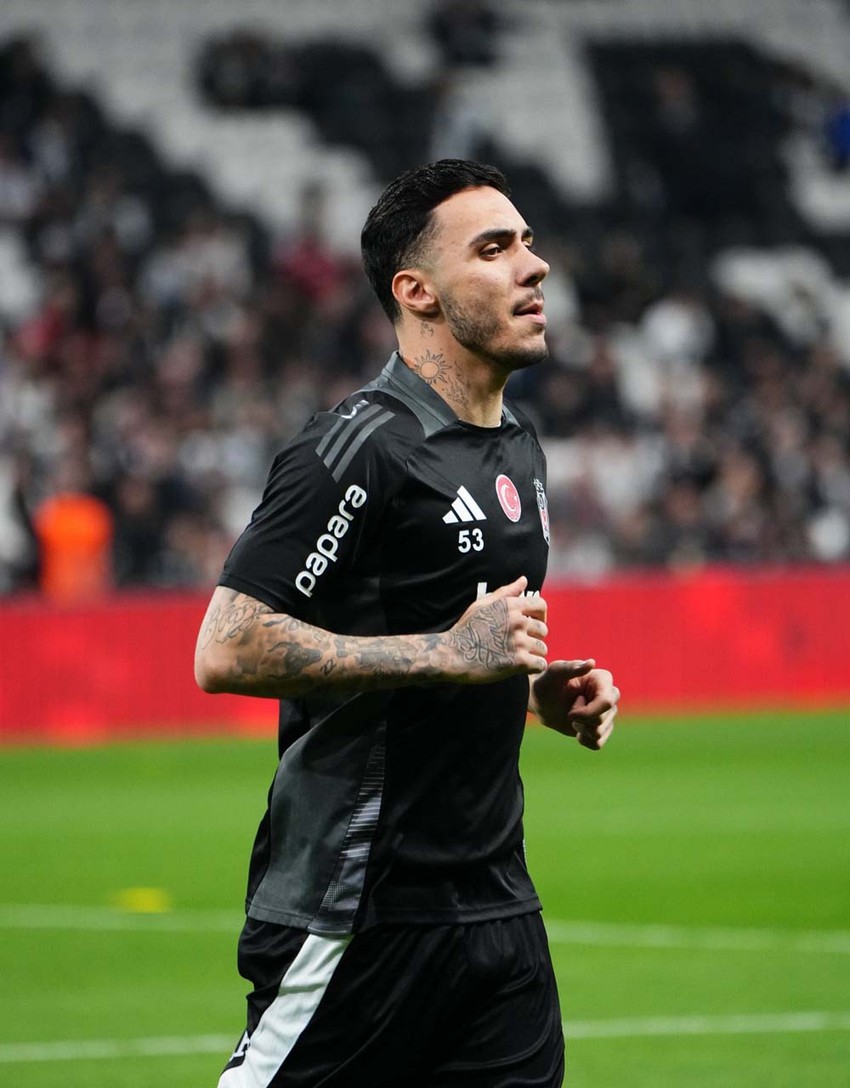 Beşiktaş’a yıldız futbolcudan kötü haber! Başakşehir maçında forma giyemeyecek - Resim : 1