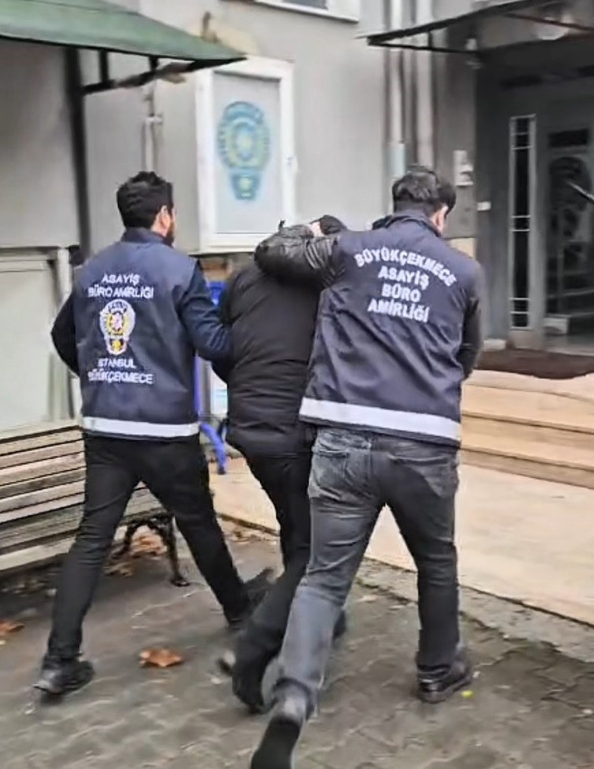 Büyükçekmece'de teslimat koduyla akıl almaz kargo oyunu! - Resim : 3