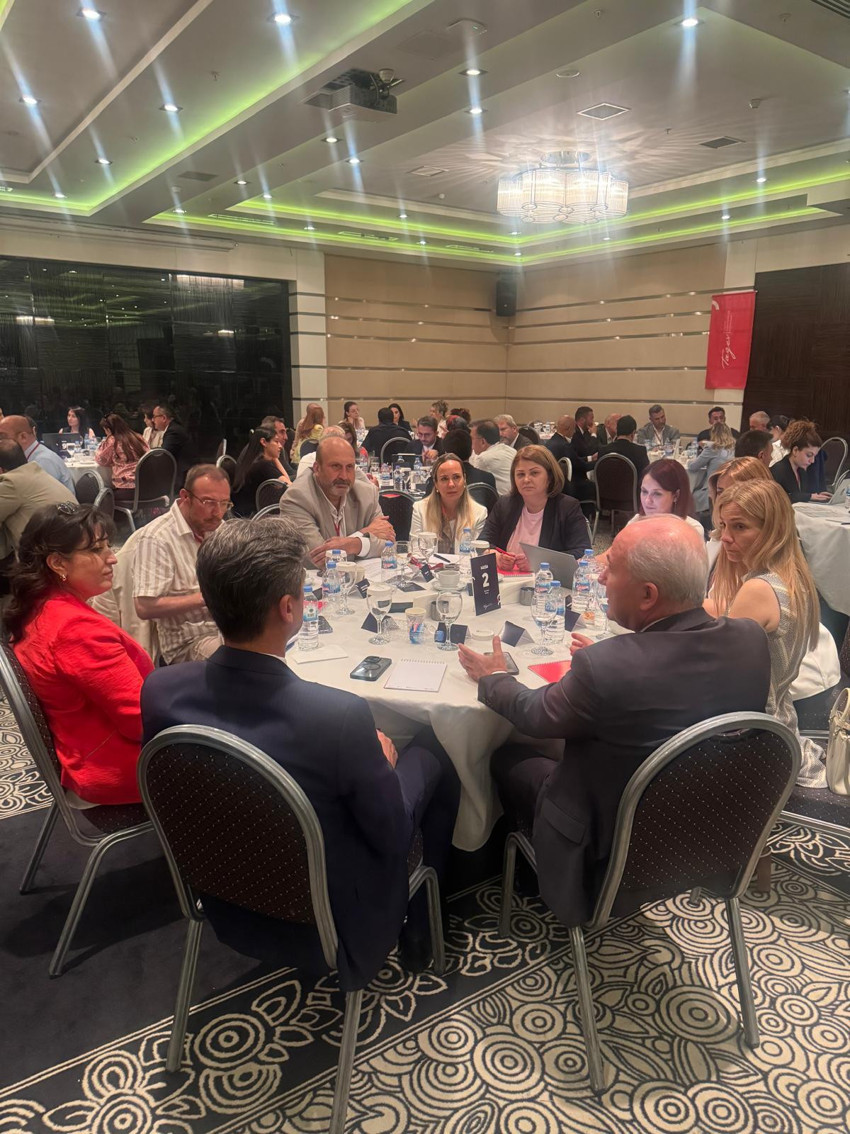 TAGEV’den gençler için kritik çalıştay: Evden Hayata! “Gençte ne eksik?” değil, “genç nasıl güçlenir?” sorusu masada - Resim : 2