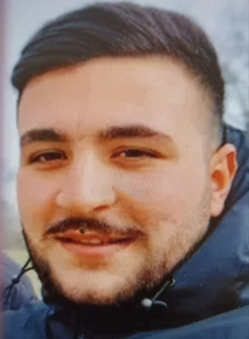 Aylardır kayıp olarak aranıyordu! Metruk binada cesedi bulunan Fatih Aydın toprağa verildi - Resim : 2