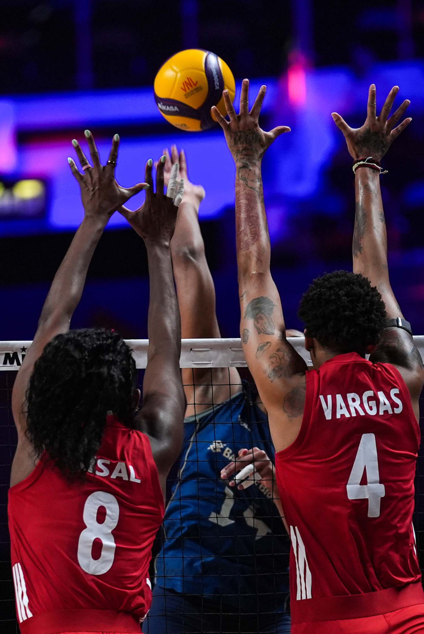 Parkede fırtına gibi esti! MVP ödülü Vargas’ın: Zafere damgasını vurdu - Resim : 3