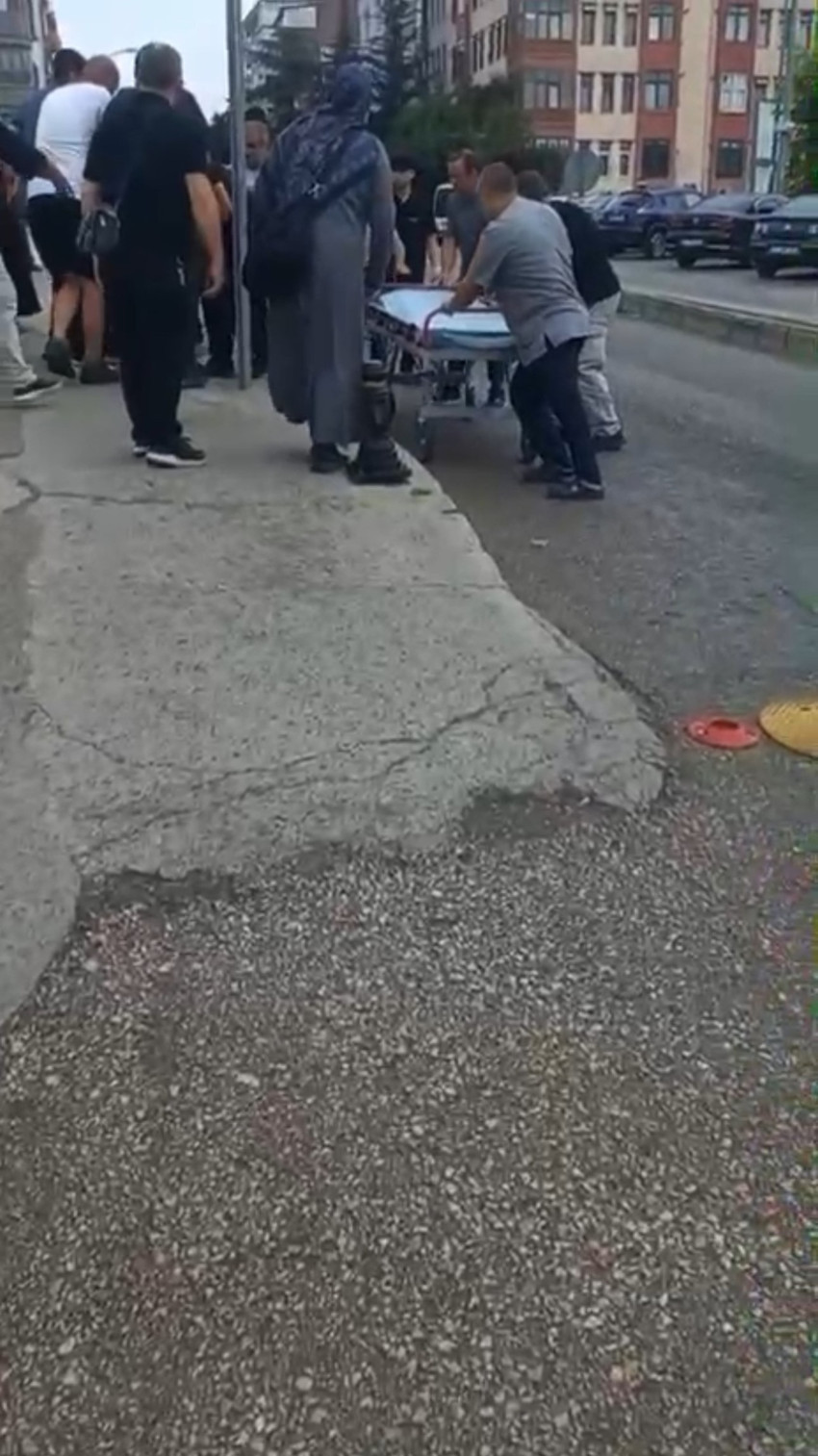 Tetkik sonuçlarını beklemedi! 20 metre mesafede yere yığıldı: Tüm müdahaleler sonuçsuz kaldı - Resim : 2