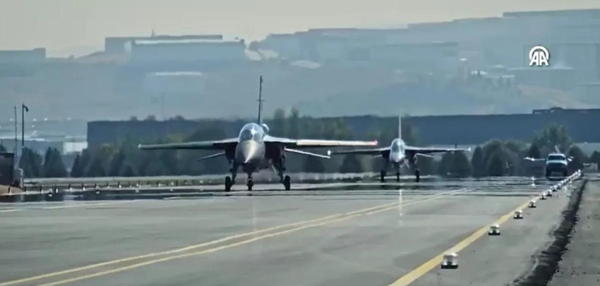 Savunma sanayiinde yeni kilometre taşı: HÜRJET test sürecinde bir eşiği daha aştı - Resim : 1