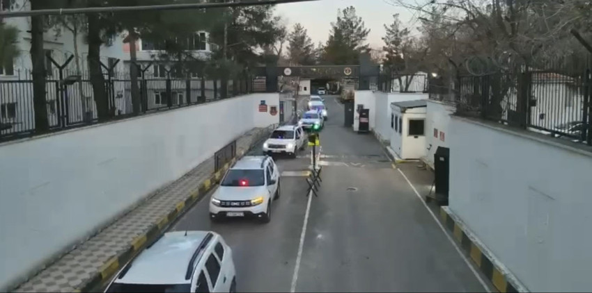 Diyarbakır'da esrarengiz cinayet! Katili sigara izmariti üzerindeki DNA ele verdi - Resim : 3