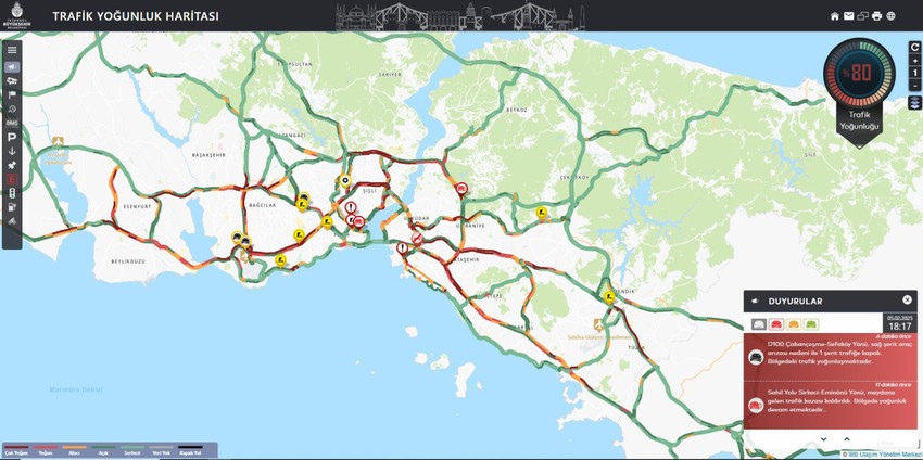 İstanbul'da kar trafiği: Yoğunluk yüzde 80'e ulaştı - Resim : 2