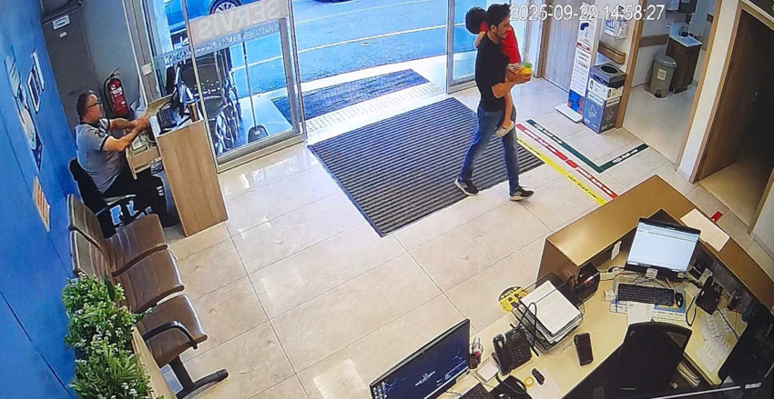 Yemekten zehirlenen 2 kardeş hayatını kaybetmişti... Son görüntüleri ortaya çıktı - Resim : 2