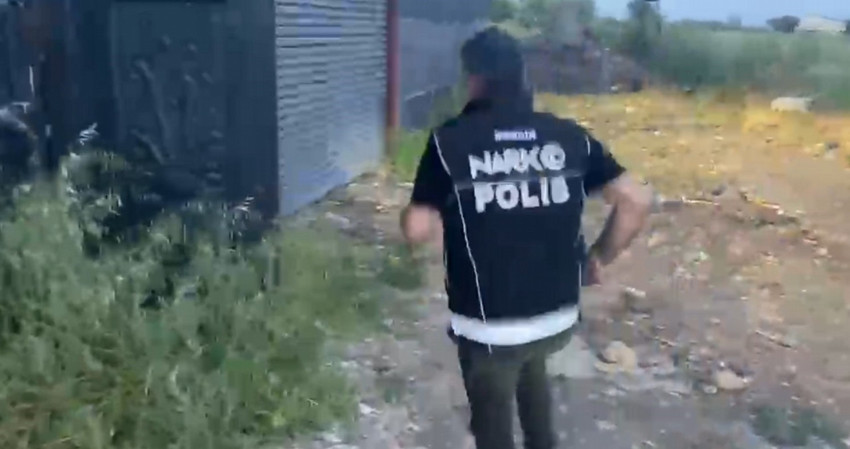 Zehir tacirlerine darbe! 27 kilogram yasaklı madde ele geçirildi - Resim : 1