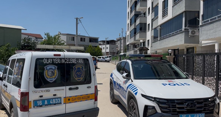 Korkunç cinayet! Çocuğunun gözü önünde defalarca bıçakladı: Annesi için yardım istedi! - Resim : 2