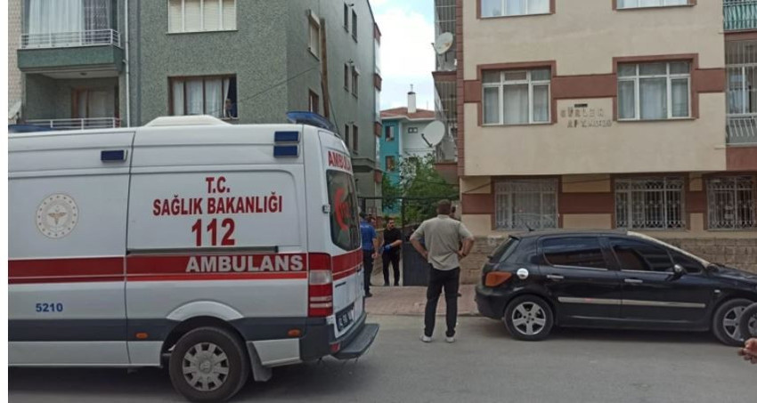 Türkiye bu olayı konuşuyor! Yatalak babanın yanında korkunç infaz! Konya'da cinnet getiren cani dehşet saçtı - Resim : 1