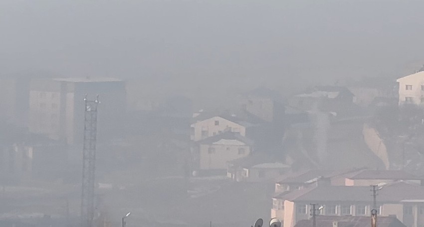 Hakkari'de sabah saatlerinde etkili oldu. Görüş mesafesi 10 metreye kadar düştü - Resim : 2