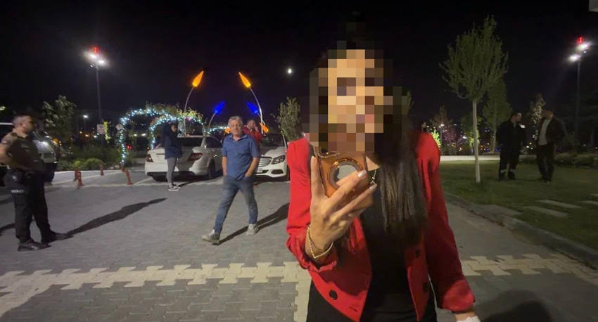 Bebeğini araçta unuttu, suçlu gazeteciler oldu: Kıracağım o telefonu! - Resim : 3