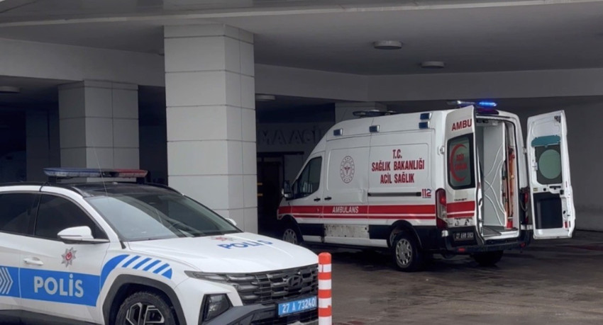 Karne günü bıçaklanan öğrenciden acı haber geldi - Resim : 2