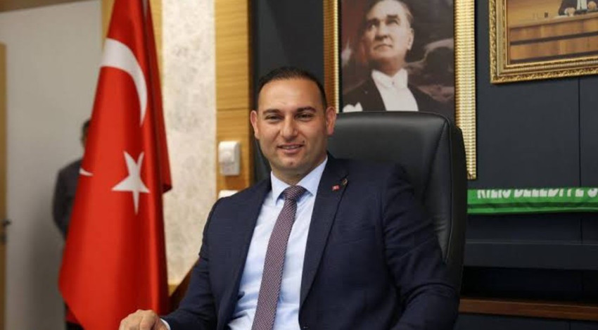 Canlı yayında gecenin bombasını patlattı! CHP&rsquo;den istifa eden başkan AK Parti yolunda: &ldquo;Her şey Erdoğan&rsquo;ın onayına kaldı&rdquo; - Resim : 1