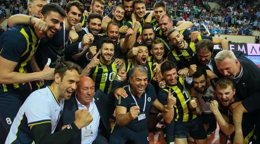 Voleybol Efeler Ligi'nde Şampiyon Fenerbahçe