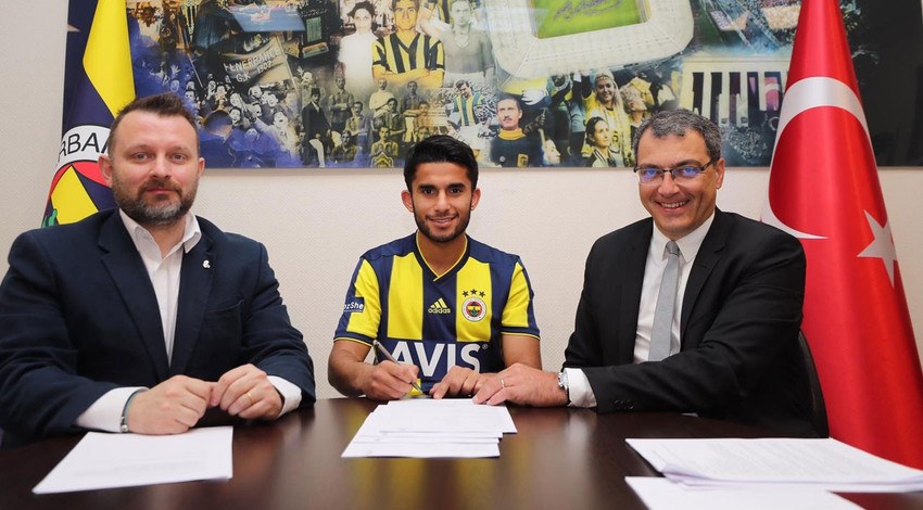 Fenerbahçe'de ilk resmi transfer