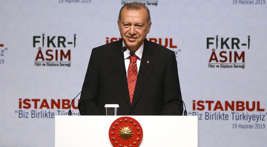 Erdoğan: Usulsüzlük hukuki ifadedir, çalınması ise siyasi...