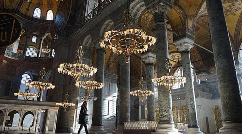 Cami mi olacak, müze mi kalacak? Ayasofya’da karar günü