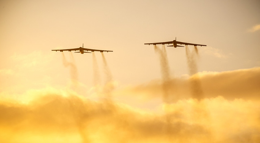 6 Amerikan B-52 bombardıman uçağı Türkiye dahil 30 ülkede uçuş yapacak