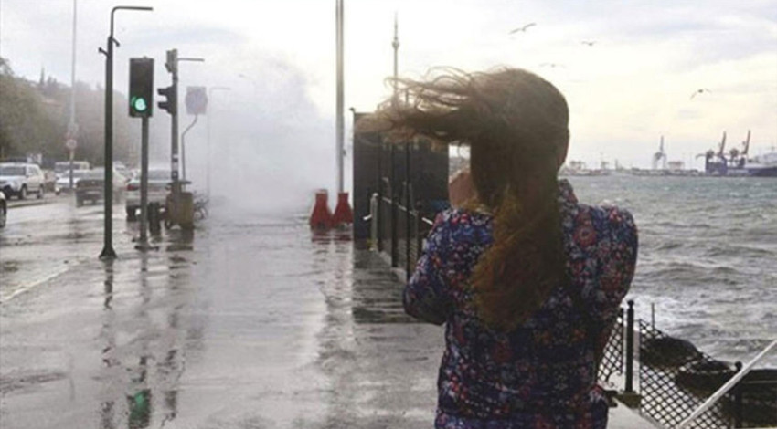 Meteoroloji saat verdi!.. Bu yerlerde yaşayanlar dikkat!.. Sağanak, fırtına, sis..!