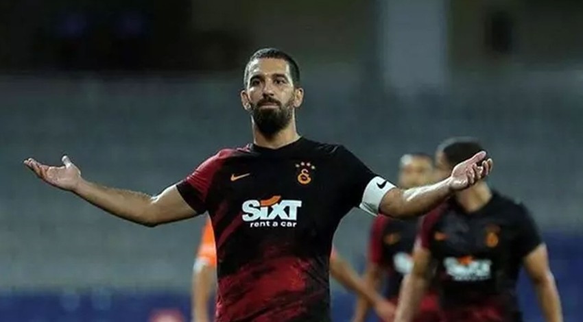 Sakatlık açıklaması! Arda Turan'ın adalesinde zorlanma tespit edildi