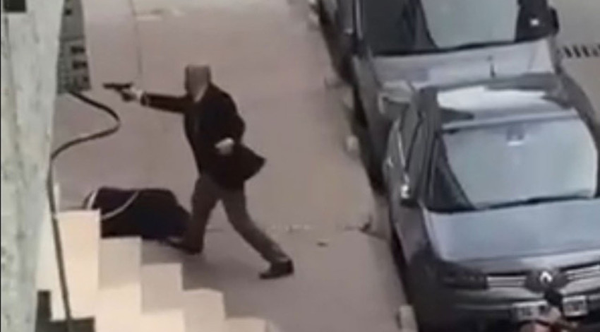 Müteahhit ile ev sahibi arasında silahlar konuştu: Kurşun yağdırdılar