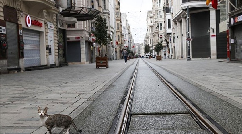 17 gün sürecek tam kapanma başladı