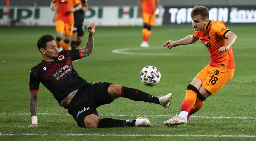 Galatasaray şampiyonluk yarışını sürdürüyor.. Deplasmanda 3 puanı aldı