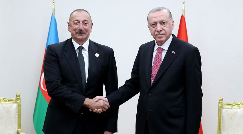 Cumhurbaşkanı Erdoğan, Azerbaycan Cumhurbaşkanı Aliyev ile görüştü