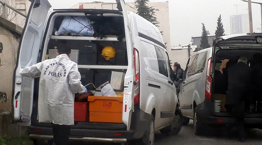 Evinde çıkan yangında dumandan zehirlenen yatalak hasta yaşamını yitirdi