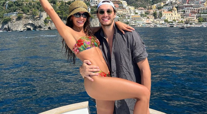 Ebru Şahin bikinisiyle kayalıklarda poz verdi! "Biz her gün senin çıplak pozlarını...