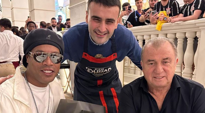 Ronaldinho ve Fatih Terim bir araya geldi!