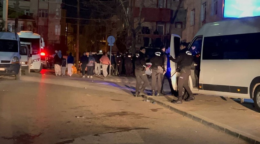 Park kavgasında sopalar konuştu! 6 yaralı