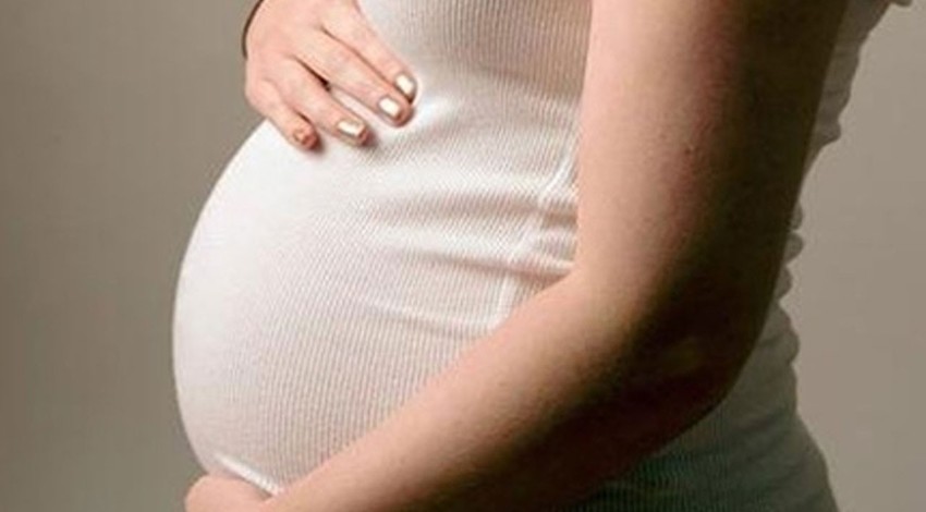 Bir şehirde esrarengiz olay kadınlar çifter çifter doğuruyor! Bilim insanları kara kara düşünüyor