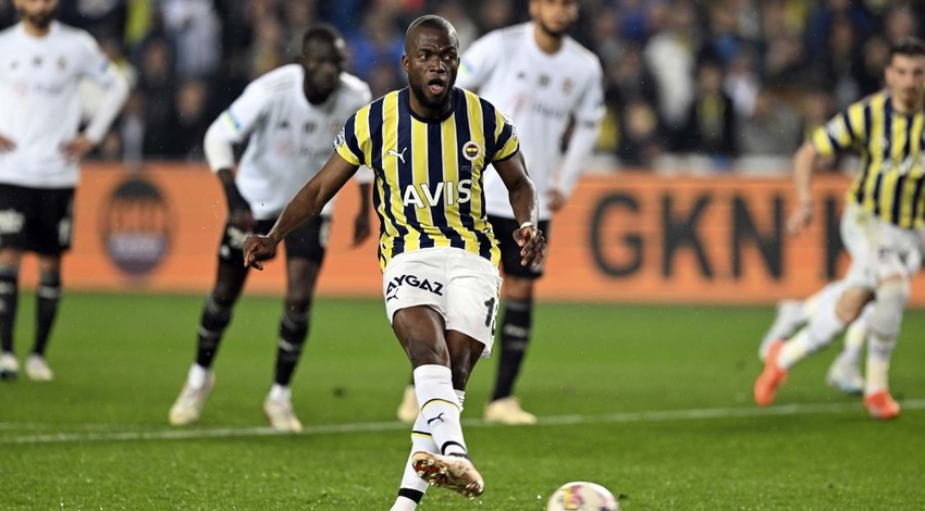 Enner Valencia, Fenerbahçe’yi fena yaktı! Kaçan penaltı her şeyi altüst etti!