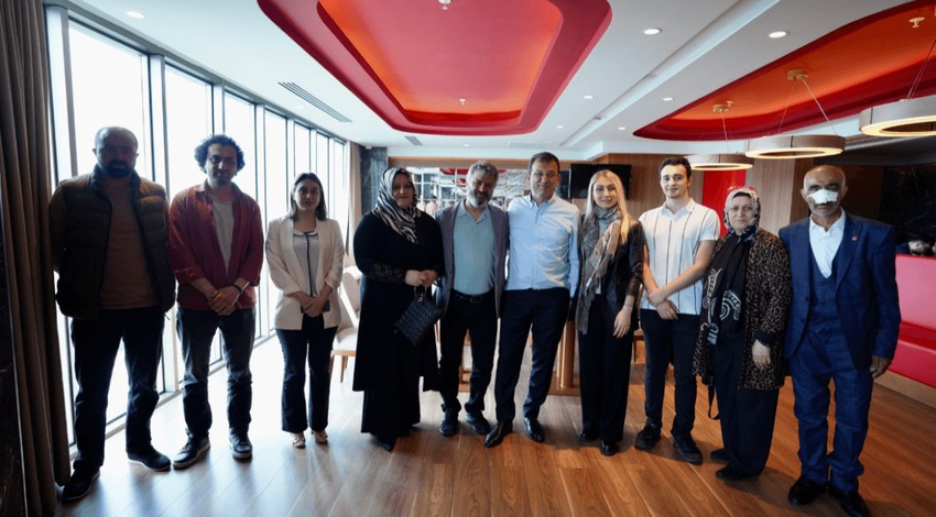 Ekrem İmamoğlu, Erzurum'da yaralanan vatandaşlarla bir araya geldi