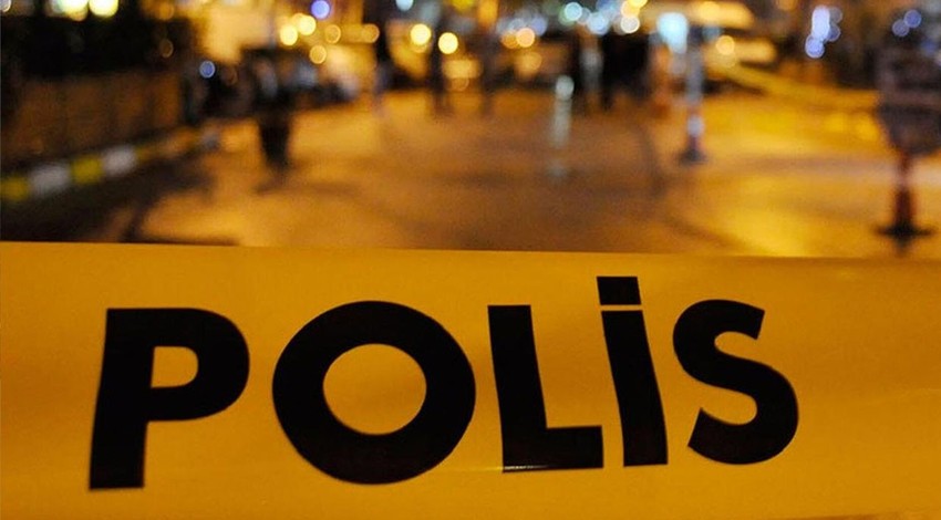 İzmir'de kahreden ölüm! Kavgada düşünce başı yere çarpan şahıs hayatını kaybetti